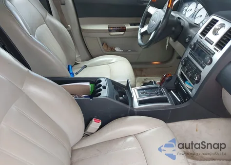 2005 Chrysler 300C from USA, damaged, VIN 2C3JA63H85H170880